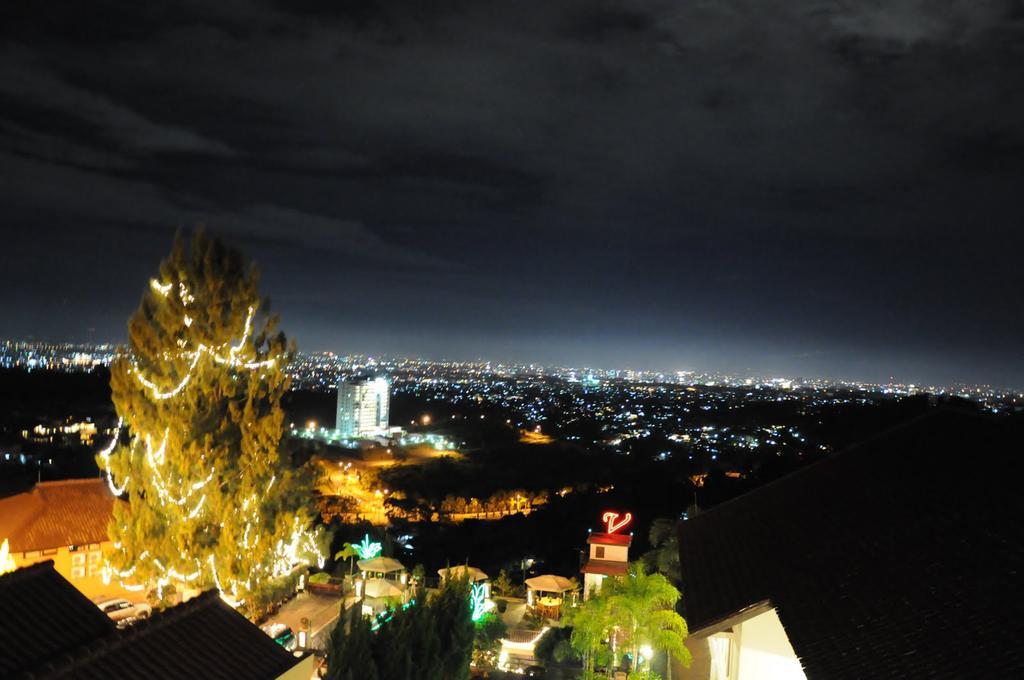 Zen Rooms Riau Natuna Bandung Exterior foto
